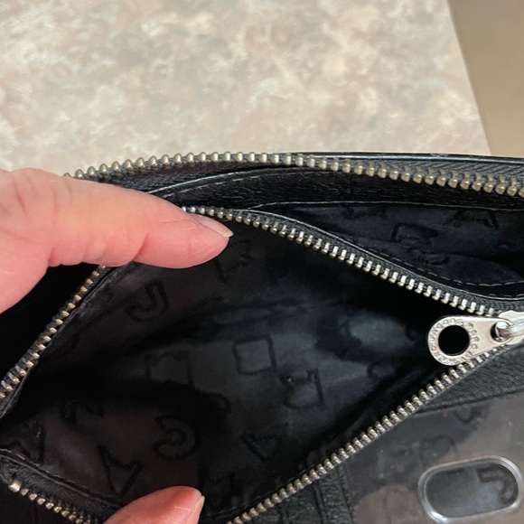 Marc by Marc Jacobs leather zip around wallet - Picture 8 of 14